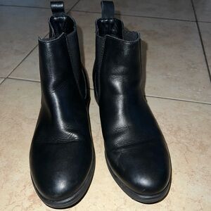ALDO Boots - Women’s Size 6 - USED / good condition